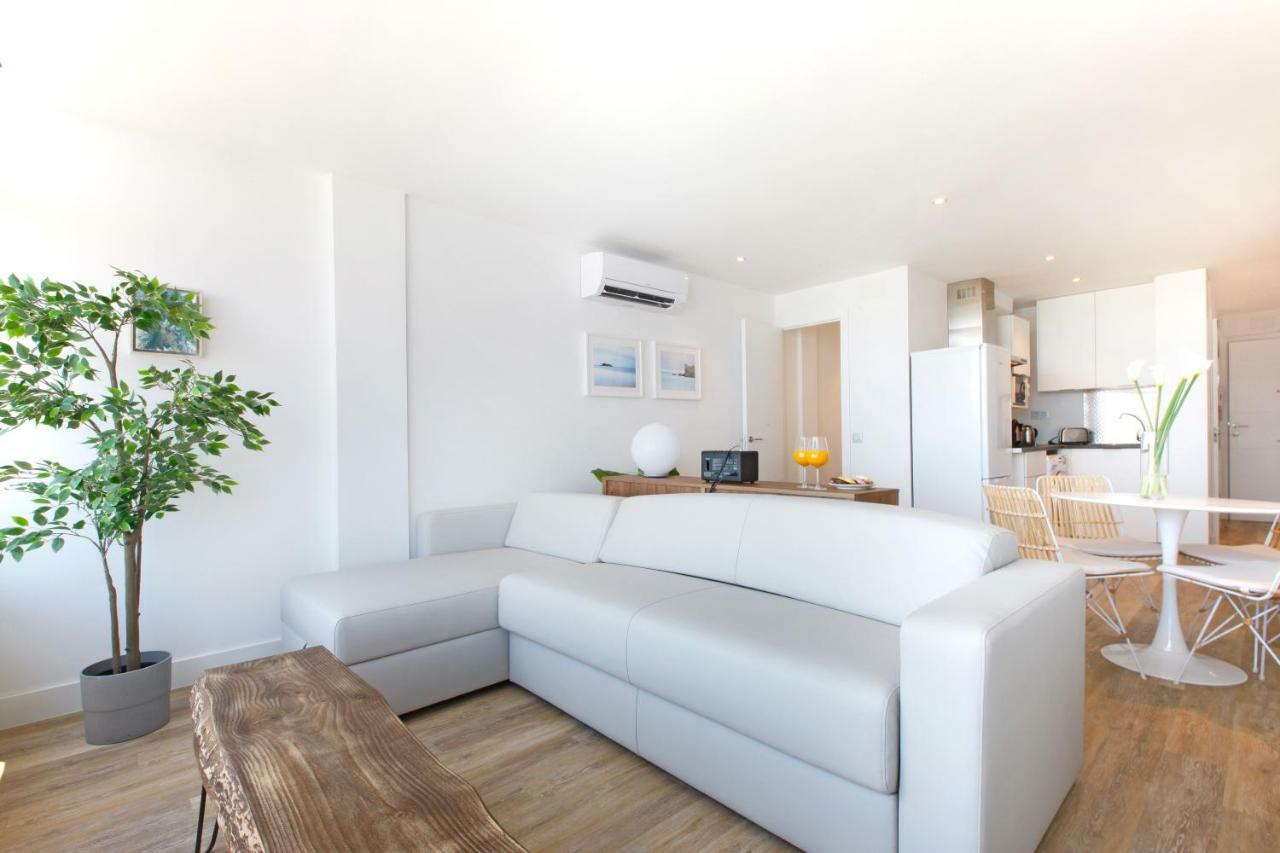 Picasso Boutique Apartment ตอร์เรโมลิโนส ภายนอก รูปภาพ