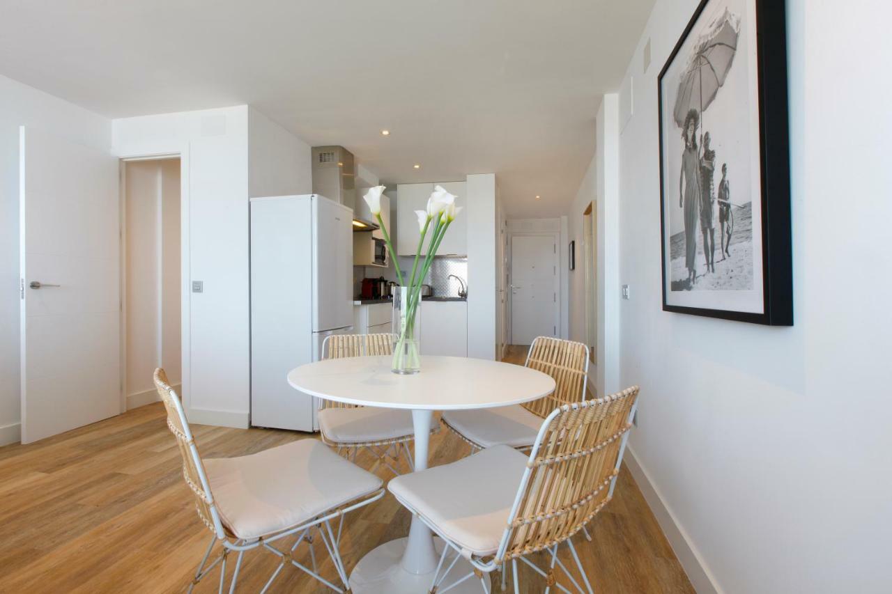 Picasso Boutique Apartment ตอร์เรโมลิโนส ภายนอก รูปภาพ