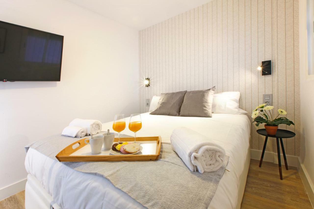 Picasso Boutique Apartment ตอร์เรโมลิโนส ภายนอก รูปภาพ